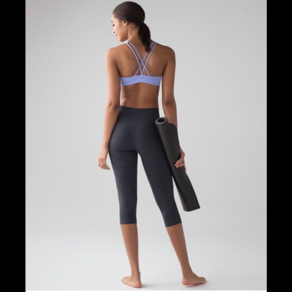 🖤5/$25 lululemon athletica Black Speckled Cropped Leggings